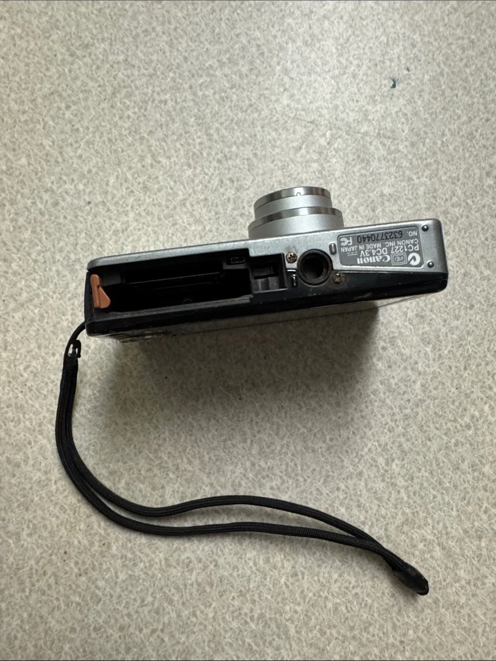 Canon Silver Compact Point-and-Shoot Digital Camera, Wrist Strap for Parts Only